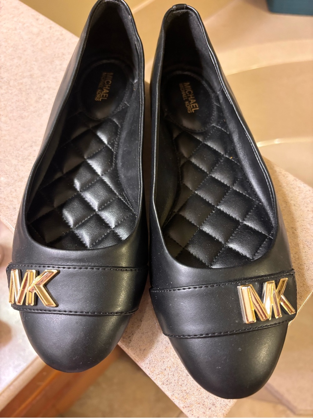Michael Kors Black Leather Quilted Insole Ballet Flats with Gold MK Logo SIZE 8
